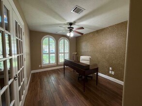 17 Peach Tree Ct in Jersey Village, TX - Building Photo - Building Photo