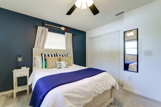 2822 Palomar St in North Port, FL - Building Photo - Building Photo