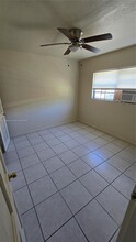 210 NW 5th Ave in Dania Beach, FL - Building Photo - Building Photo