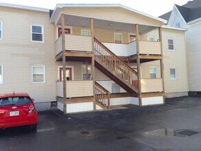 25 Walker St in Manchester, NH - Building Photo - Building Photo