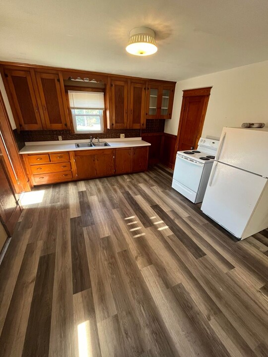 208 Northern Ave in Augusta, ME - Building Photo