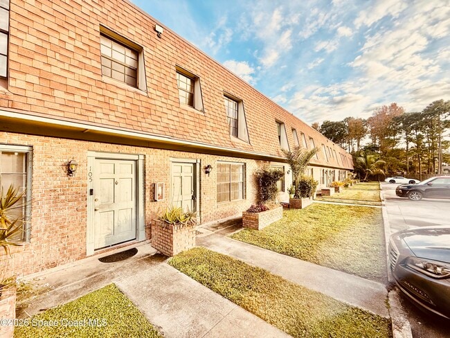 1301 Arlington Ln NE in Palm Bay, FL - Building Photo - Building Photo