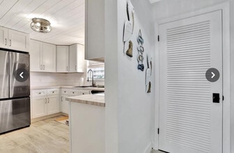 1050 Hillsboro Mile, Unit 305W in Hillsboro Beach, FL - Building Photo - Building Photo