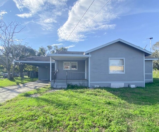 830 N Combee Rd in Lakeland, FL - Building Photo - Building Photo