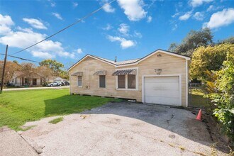 126 Zoe St in Houston, TX - Building Photo - Building Photo
