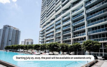 485 Brickell Ave in Miami, FL - Building Photo - Building Photo