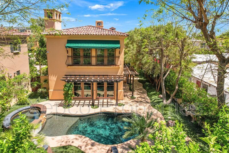 175 Villaggio W in Palm Springs, CA - Building Photo