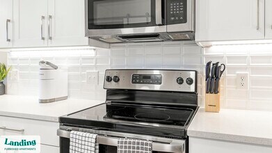 15950 Chase Hill Blvd, Unit 9205 in San Antonio, TX - Foto de edificio - Building Photo