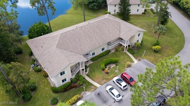 230 Timber Lake Cir in Naples, FL - Building Photo - Building Photo