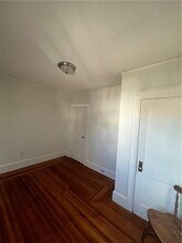 28 Thurston Ave in Newport, RI - Building Photo - Building Photo