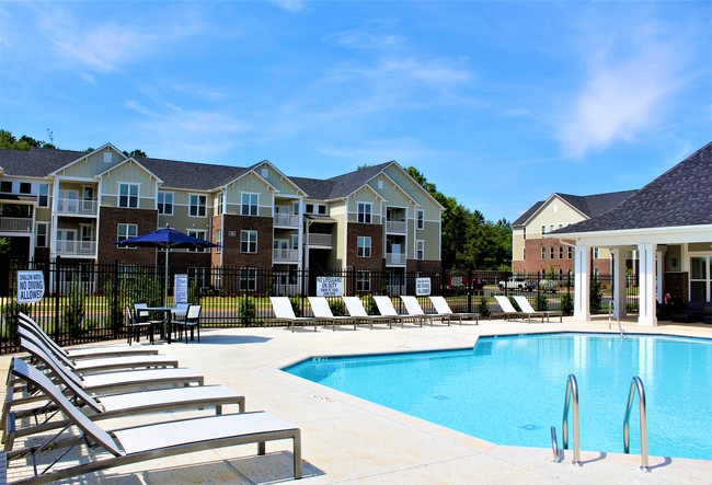 Palisades of Lincolnton in Lincolnton, NC - Building Photo - Building Photo