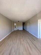 4530 N Lincoln Ave, Unit 201 in Chicago, IL - Building Photo - Building Photo