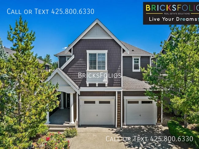 property at 814 Mount Baker Pl NE