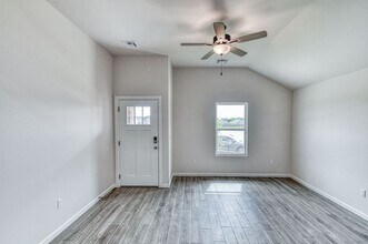932 Varenna Ct in Norman, OK - Building Photo - Building Photo