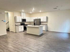 4732 Peacock Cliffs Ave in Las Vegas, NV - Building Photo - Building Photo