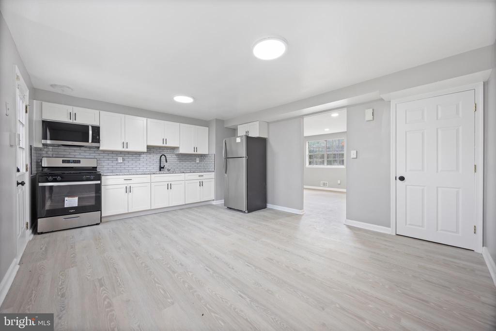 5901 Schering Rd in Baltimore, MD - Building Photo