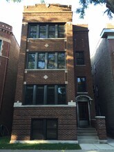 2914 W Logan Blvd, Unit G in Chicago, IL - Building Photo - Building Photo