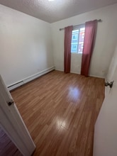 635 10th Ave in Fairbanks, AK - Foto de edificio - Building Photo