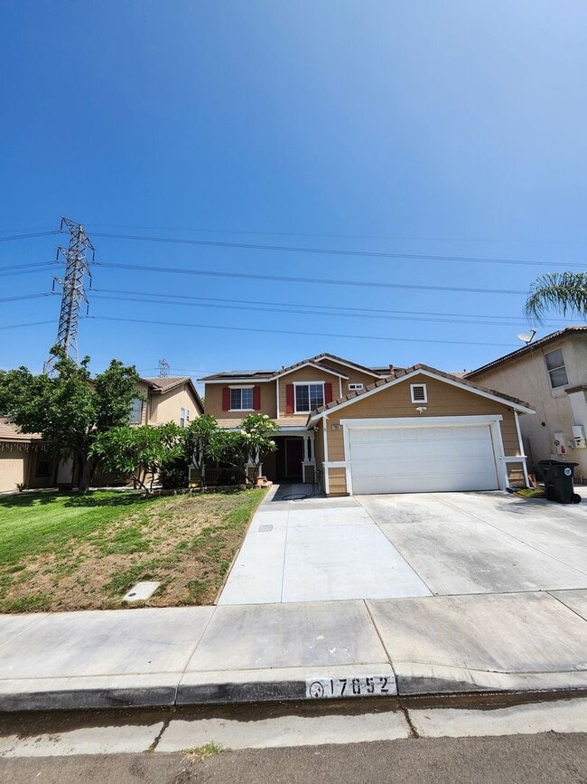 property at 17052 Vía De Anza