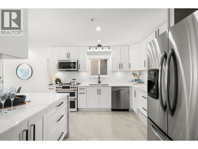 4769 Rupert St in Vancouver, BC - Building Photo - Building Photo