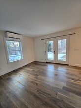 143 Martin Rd in Kittery, ME - Foto de edificio - Building Photo