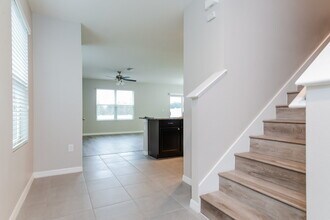 11162 Leland Groves Dr in Riverview, FL - Building Photo - Building Photo