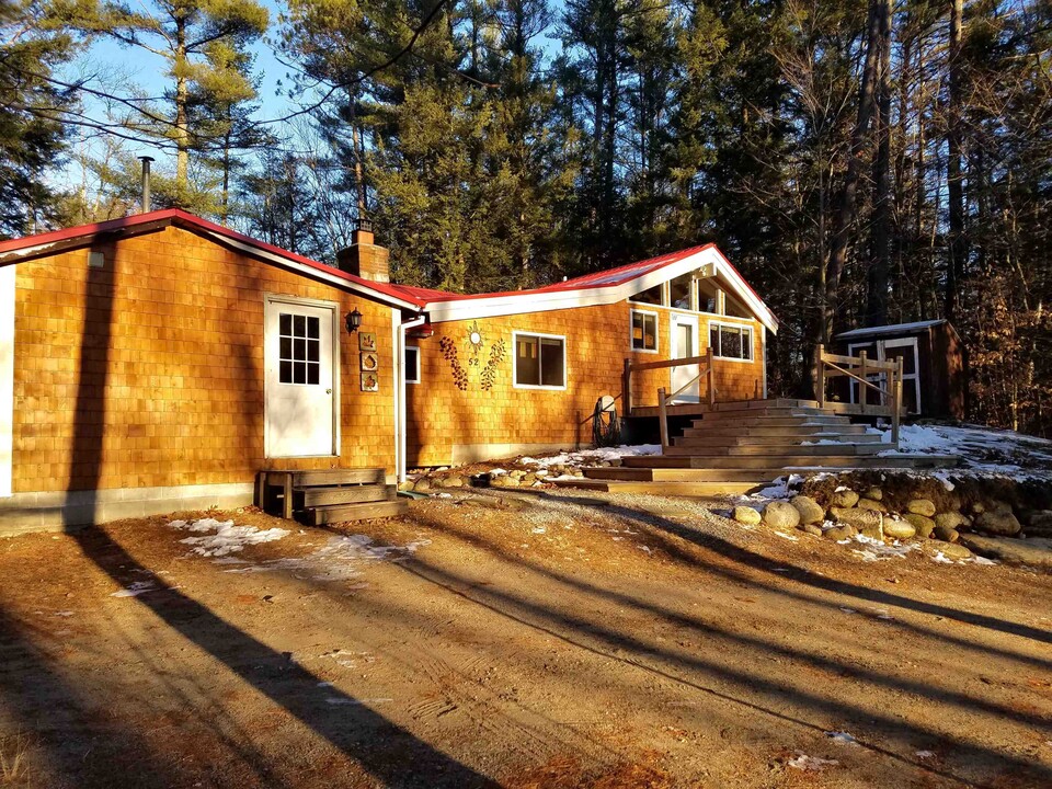 52 Covered Bridge Ln in Bartlett, NH - Foto de edificio