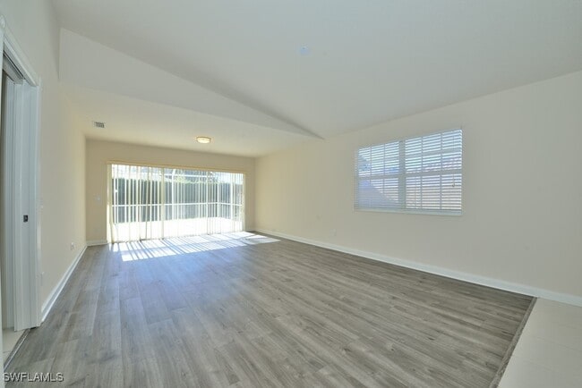 4824 Lasqueti Way in Naples, FL - Building Photo - Building Photo