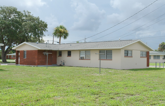 617 Johnson St in Cocoa, FL - Building Photo - Building Photo