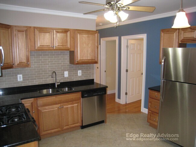 38 Turner St in Boston, MA - Building Photo - Building Photo