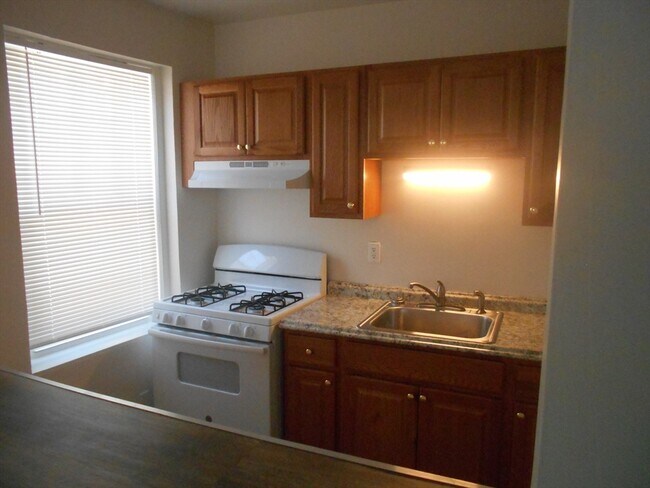 68 Linden St in Everett, MA - Building Photo - Building Photo