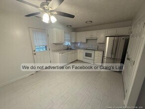 570 Crooked Creek Ct in Fayetteville, NC - Building Photo - Building Photo