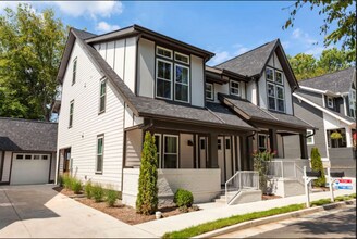 1722 Carvell Ave in Nashville, TN - Building Photo - Building Photo