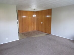 3421 N Indiana Ave, Unit 3421 N Indiana Ave Peoria in Peoria, IL - Foto de edificio - Building Photo