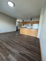 207 State St N, Unit 1 in Waseca, MN - Building Photo