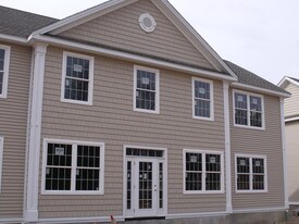 307 East St, Unit 1 in Plainville, CT - Building Photo