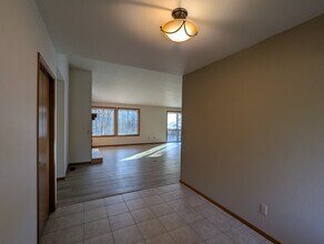 1315 NE Paula Dr in Bend, OR - Building Photo - Building Photo