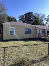 122 Brandon Ave in Pensacola, FL - Building Photo - Building Photo