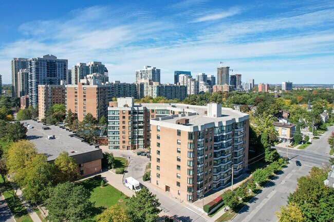 The Galleria in Toronto, ON - Building Photo - Building Photo