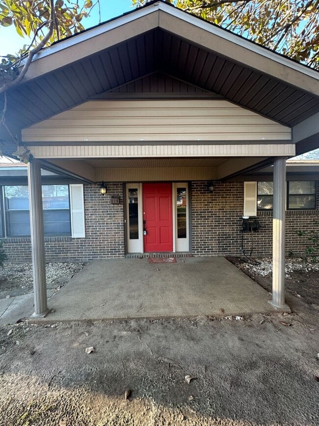114 Kinnon Dr in Enterprise, AL - Building Photo - Building Photo