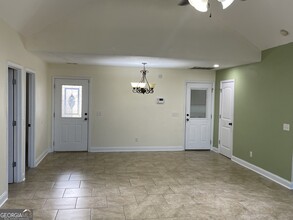 1052 Moss Creek Cir in Statesboro, GA - Building Photo - Building Photo