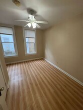 1567 Highland St, Unit A in Columbus, OH - Foto de edificio - Building Photo