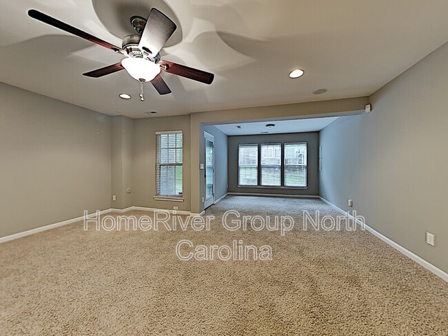 251 Lincoln St in Charlotte, NC - Building Photo - Building Photo