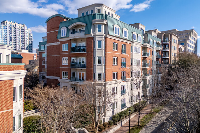 Jefferson Square in Charlotte, NC - Building Photo - Building Photo
