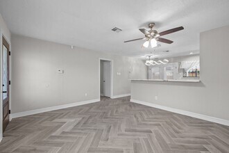 6639 Indian Falls Dr in Missouri City, TX - Building Photo - Building Photo