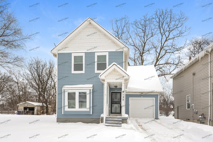 4137 E 102nd St in Cleveland, OH - Building Photo