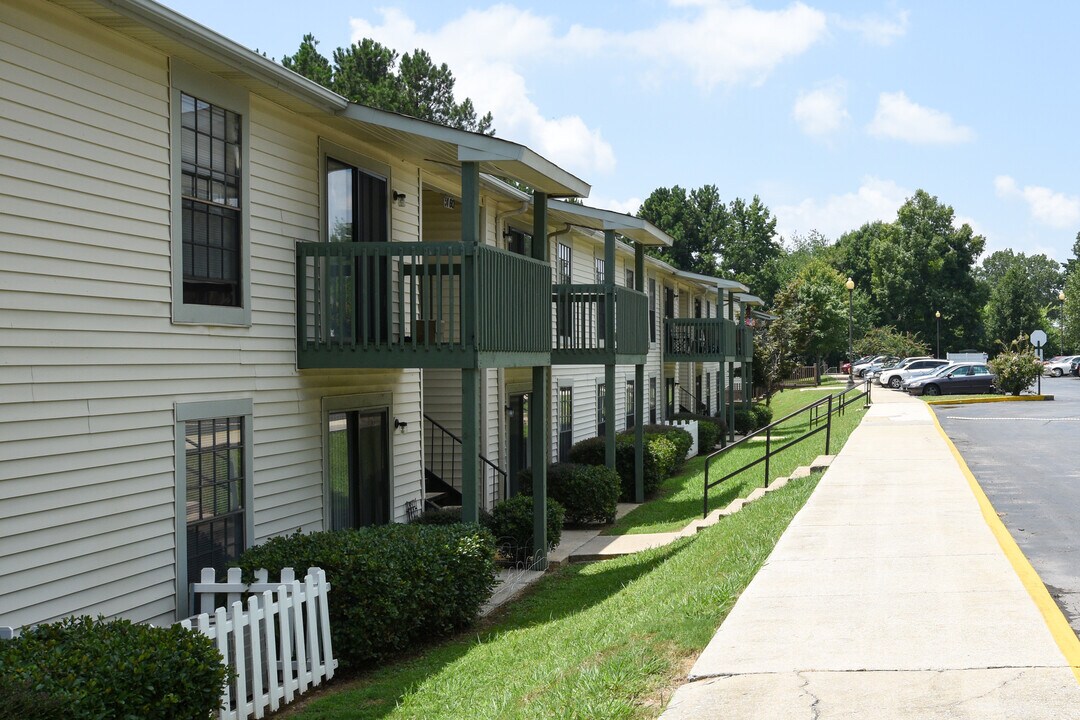 Riverbend Apartments in Gadsden, AL - Building Photo