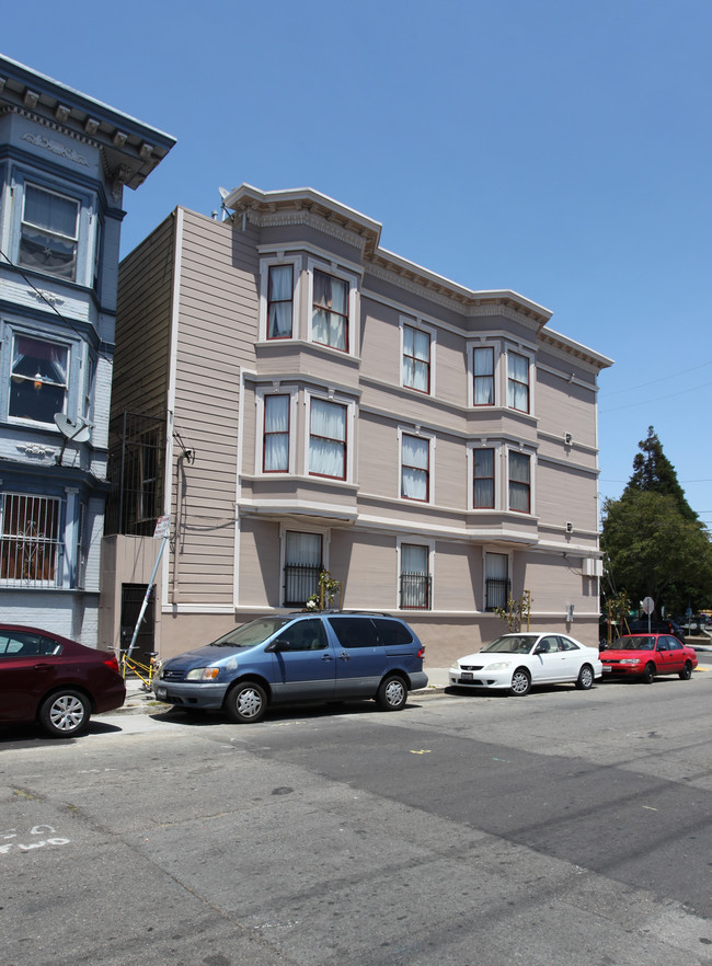 1286-1298 Treat Ave in San Francisco, CA - Building Photo - Building Photo