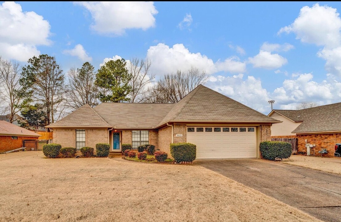 4615 Shadow Wick Ln in Arlington, TN - Building Photo