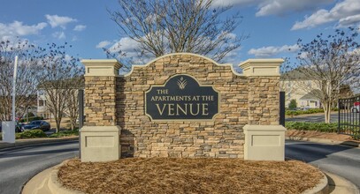 The Verandas Apartments in Valley, AL - Building Photo - Building Photo